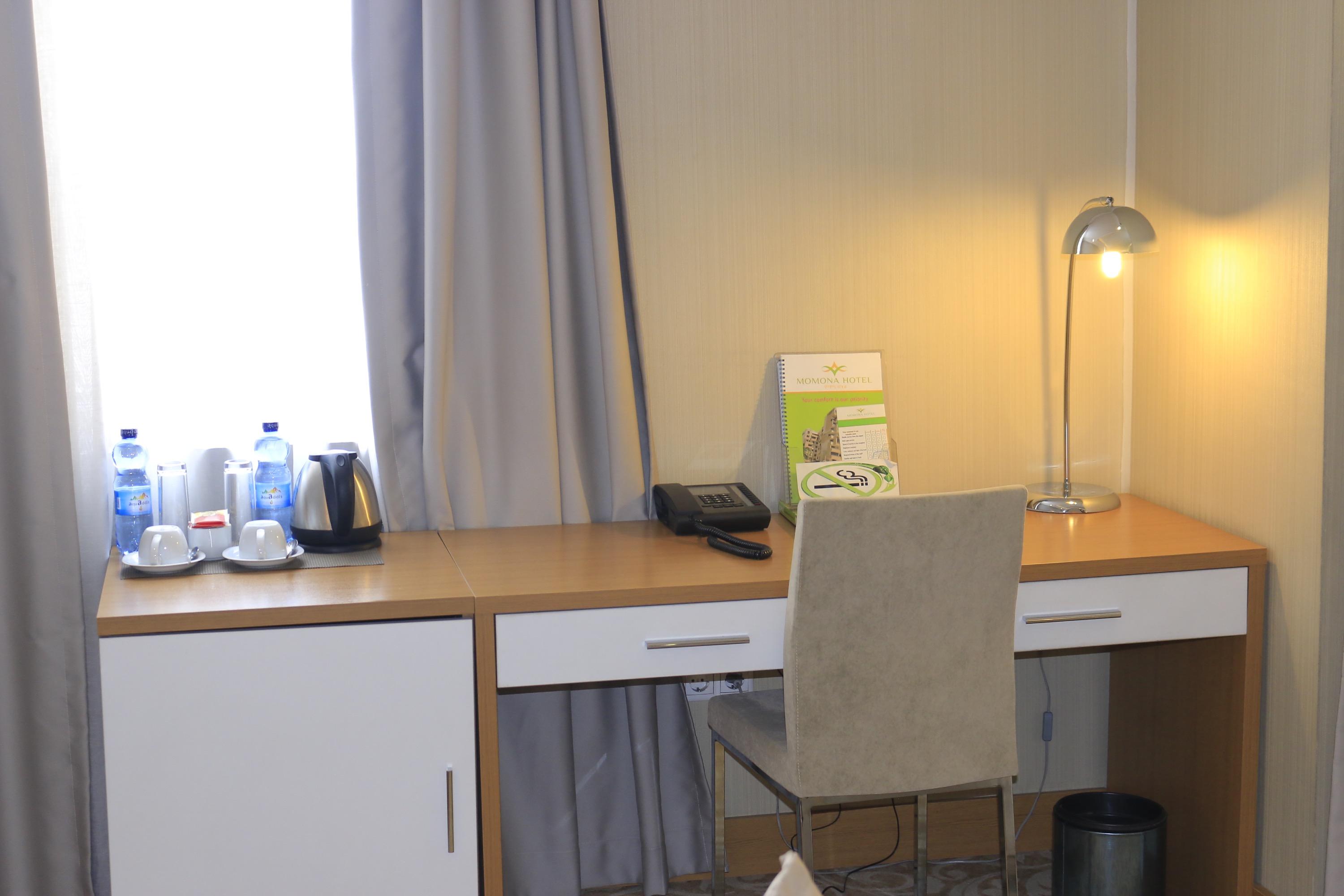 Momona Hotel Addis Abeba Zewnętrze zdjęcie