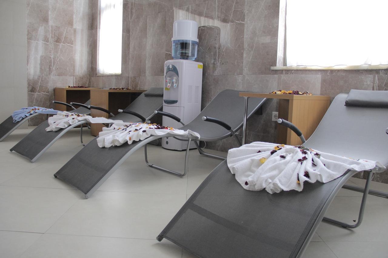 Momona Hotel Addis Abeba Zewnętrze zdjęcie