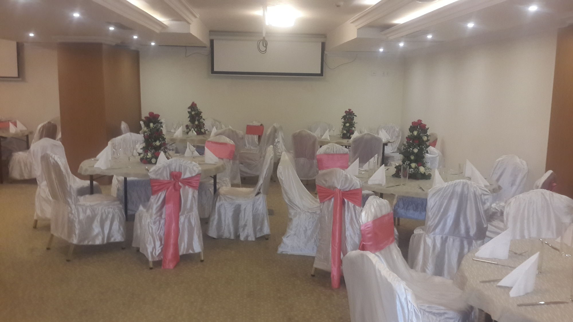 Momona Hotel Addis Abeba Zewnętrze zdjęcie