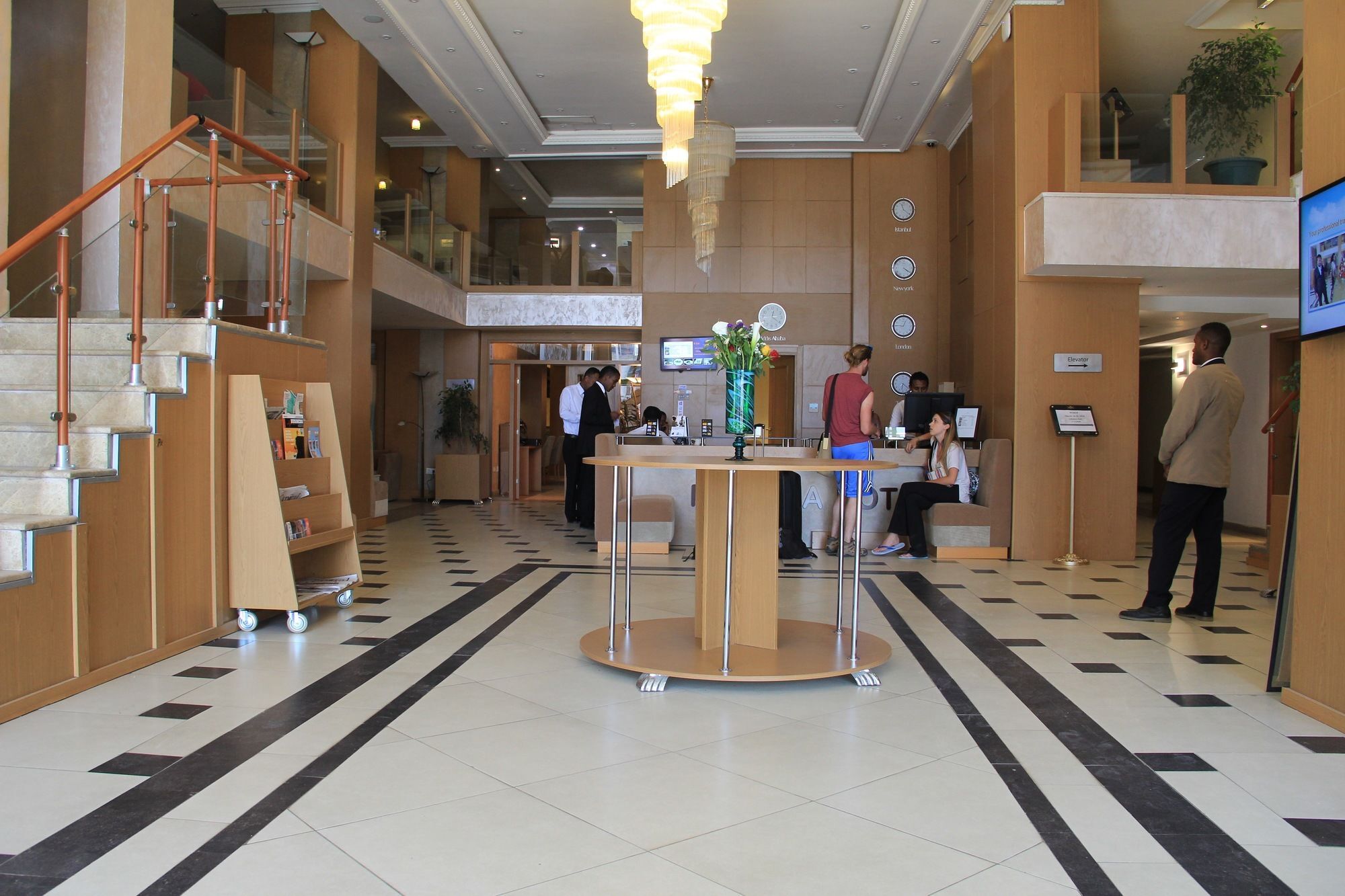 Momona Hotel Addis Abeba Zewnętrze zdjęcie
